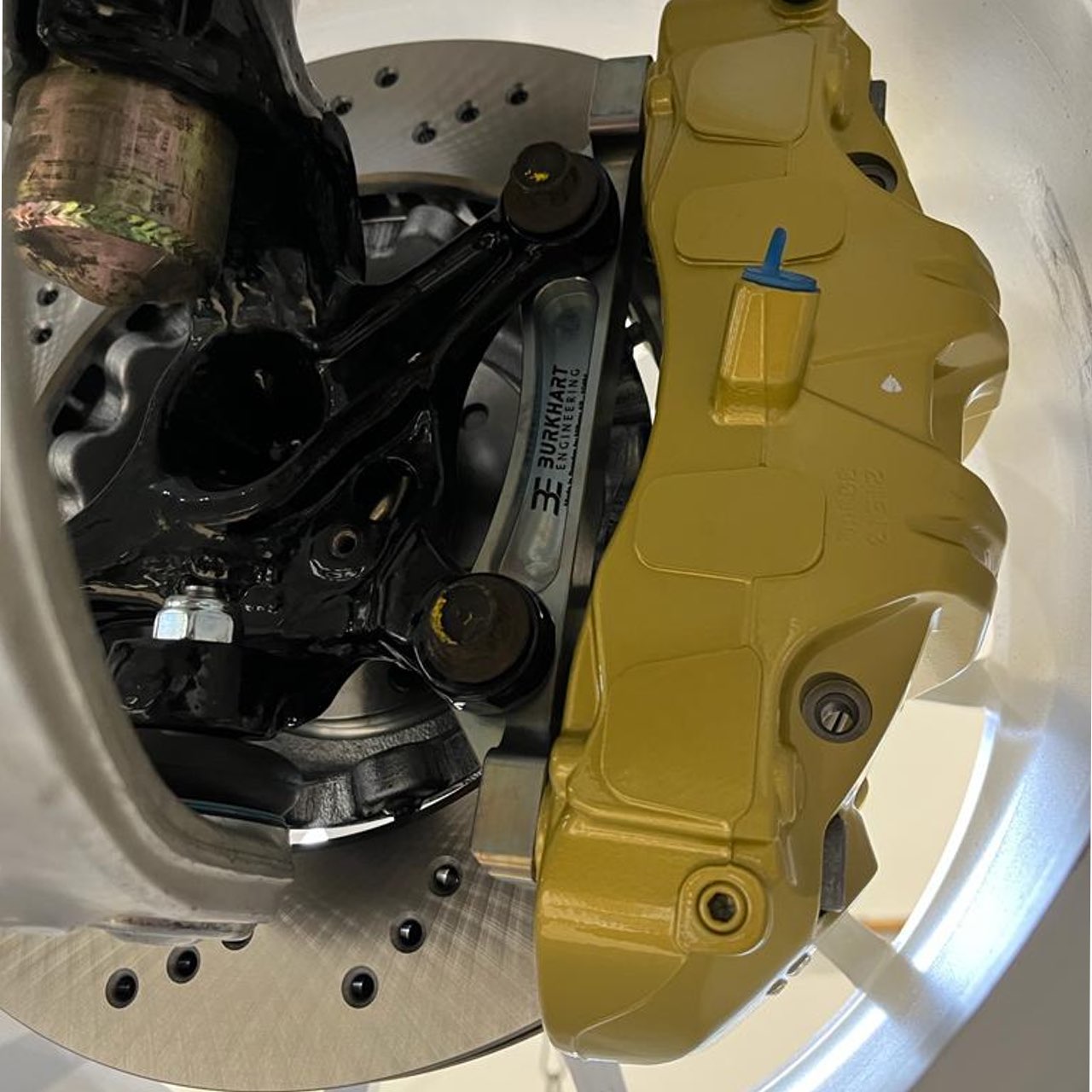 BREMBO 6-Kolben Performance Bremsanlage passend für E36 E46 M3 Z4 M  Vorderachse BMW » Burkhart Engineering