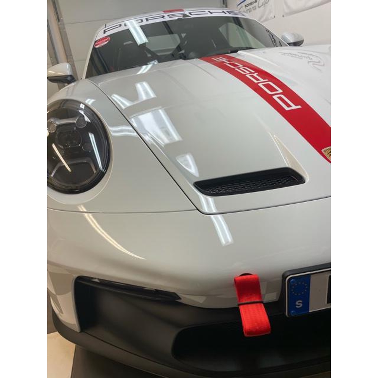 Motorsport Abschleppschlaufe passend für 911 Typ 992 inkl. GT3 GT3 RS  Porsche » Burkhart Engineering